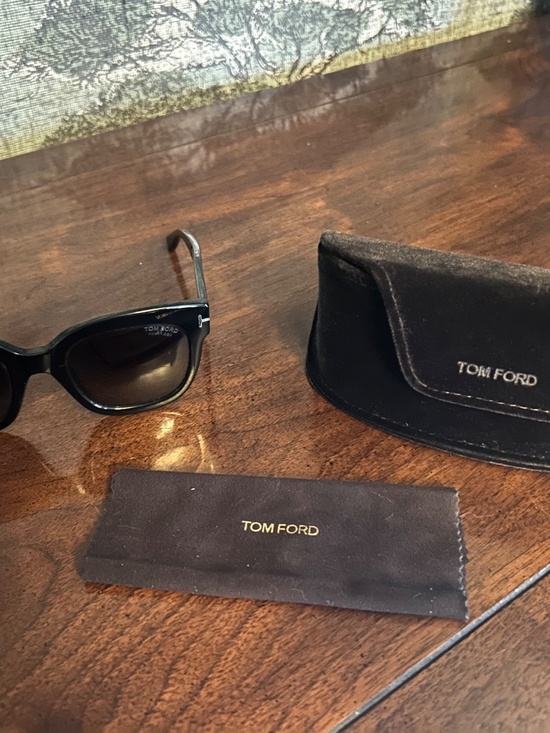 NEW Tom Ford Beatrix Sunglasses
